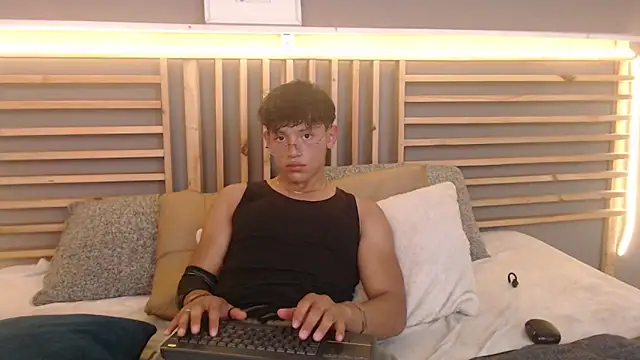 clark ken01 online show from March 3, 2026, 8:38 pm