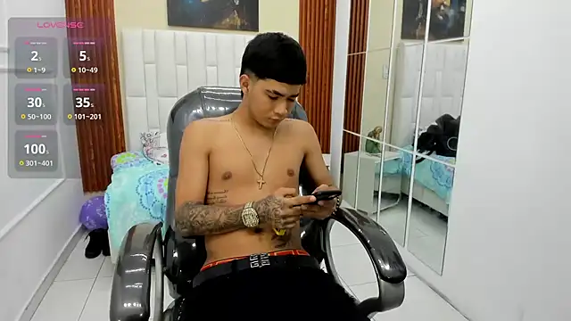 Thiago collinss online show from August 5, 2026, 10:37 pm
