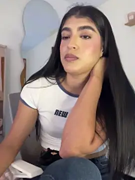 Snapshot of Misty-kat chatting on April 27, 2026, 6:06 pm Misty-kat online show from April 27, 2026, 6:06 pm