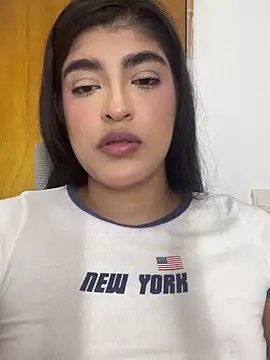 Snapshot of Misty-kat chatting on April 16, 2026, 9:39 pm Misty-kat online show from April 16, 2026, 9:39 pm