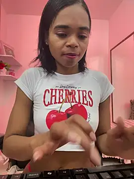 camila avila online show from April 7, 2026, 3:41 am