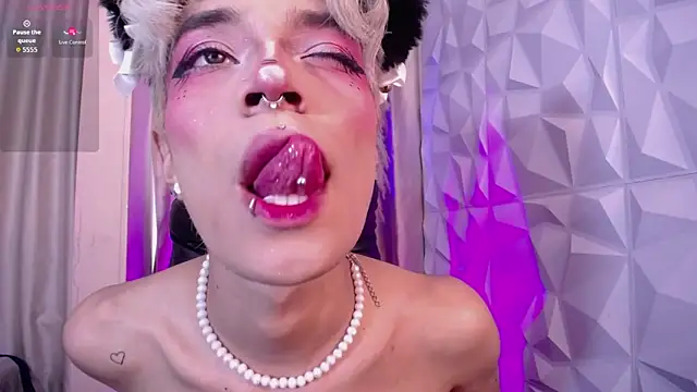 Babyfox gh online show from March 19, 2026, 7:58 pm