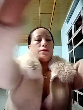 JenyLy68 online show from March 5, 2026, 10:05 pm