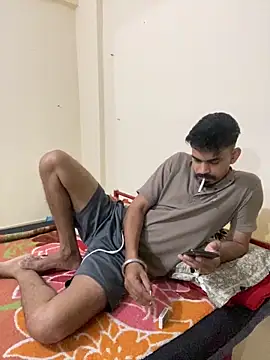 Snapshot of LOVELUST02 chatting on April 1, 2026, 5:32 pm LOVELUST02 online show from April 1, 2026, 5:32 pm