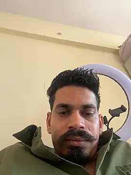 Snapshot of LOVELUST02 chatting on April 13, 2026, 8:18 am LOVELUST02 online show from April 13, 2026, 8:18 am