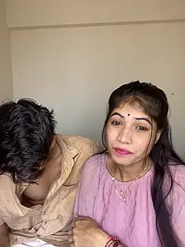 Snapshot of LOVELUST02 chatting on March 28, 2026, 7:31 am LOVELUST02 online show from March 28, 2026, 7:31 am