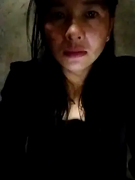 rinrin7700 online show from April 30, 2026, 7:43 pm