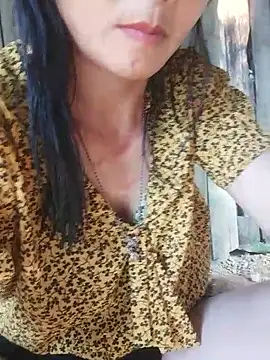 Snapshot of rinrin7700 chatting on April 7, 2026, 9:55 am rinrin7700 online show from April 7, 2026, 9:55 am