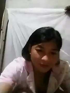 Snapshot of rinrin7700 chatting on April 2, 2026, 12:23 pm rinrin7700 online show from April 2, 2026, 12:23 pm