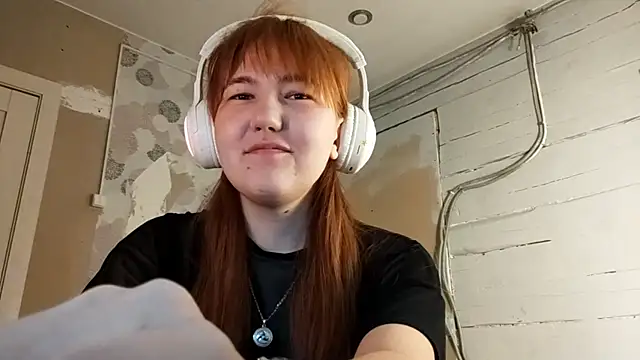 DinaFirebird online show from March 2, 2026, 6:36 am