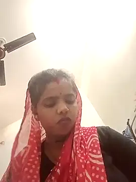 Snapshot of Hot_chani chatting on April 3, 2026, 7:37 am Hot chani online show from April 3, 2026, 7:37 am