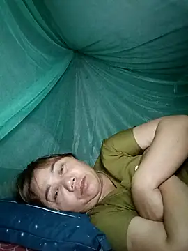 Snapshot of lyly_sexx chatting on May 10, 2026, 4:20 pm lyly sexx online show from May 10, 2026, 4:20 pm