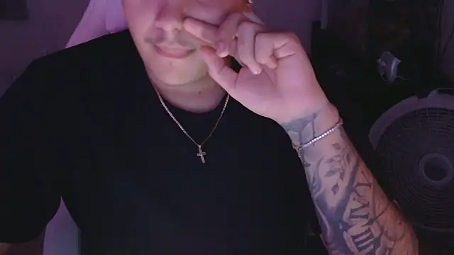 Sxrry online show from April 29, 2026, 2:27 am