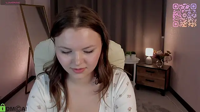 serinella  online show from March 8, 2026, 2:09 pm