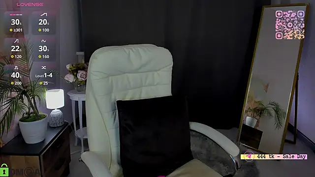 Snapshot of serinella_ chatting on May 8, 2026, 4:27 am serinella online show from May 8, 2026, 4:27 am