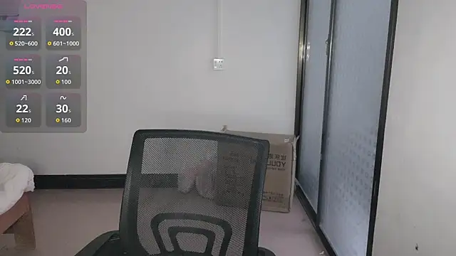 Snapshot of F-Yihao chatting on April 2, 2026, 8:54 am F-Yihao online show from April 2, 2026, 8:54 am