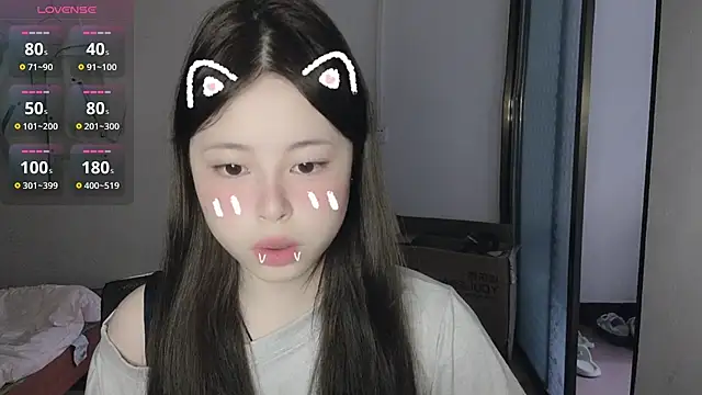 Snapshot of F-Yihao chatting on March 23, 2026, 10:04 am F-Yihao online show from March 23, 2026, 10:04 am