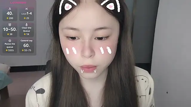 Snapshot of F-Yihao chatting on March 28, 2026, 6:42 pm F-Yihao online show from March 28, 2026, 6:42 pm