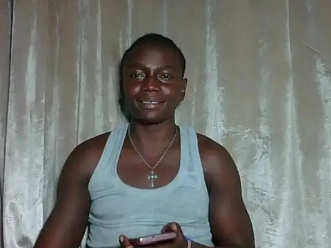 Snapshot of darkerberryguy chatting on May 17, 2026, 8:42 pm darkerberryguy online show from May 17, 2026, 8:42 pm