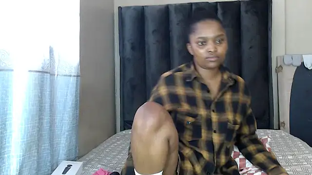 LexyDiana online show from April 23, 2026, 10:00 am