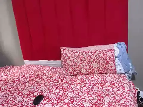 Cuteybabe33 online show from March 5, 2026, 1:08 pm