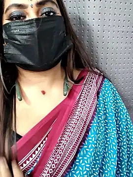 Cutie Nila online show from April 11, 2026, 5:37 am