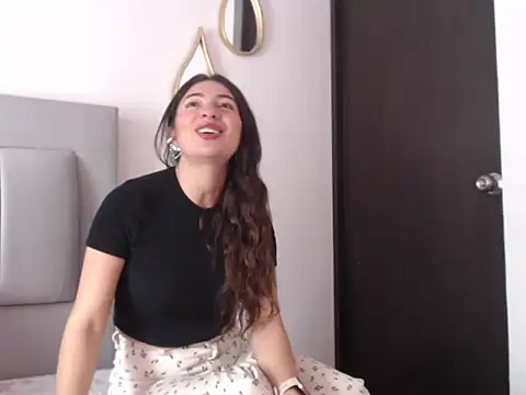Snapshot of Julietaamado chatting on July 5, 2026, 4:03 pm Julietaamado online show from July 5, 2026, 4:03 pm
