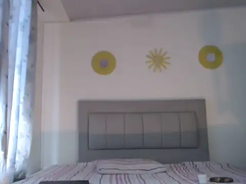 Snapshot of Julietaamado chatting on May 18, 2026, 1:38 pm Julietaamado online show from May 18, 2026, 1:38 pm