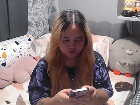 ts chubbyfantasy online show from February 28, 2026, 12:10 am