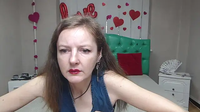 Snapshot of MeganPirs chatting on March 31, 2026, 5:31 am MeganPirs online show from March 31, 2026, 5:31 am