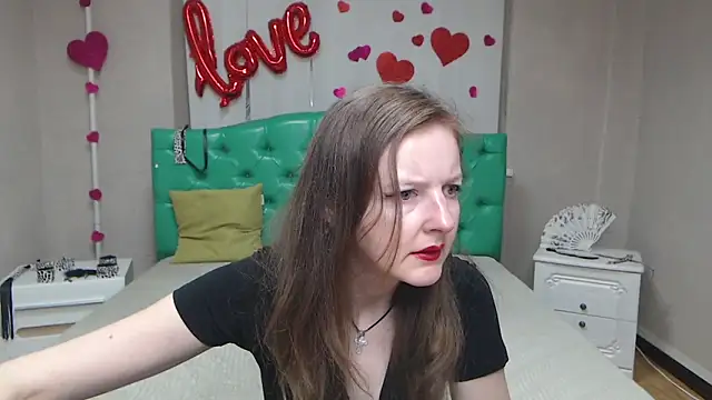 Snapshot of MeganPirs chatting on April 10, 2026, 5:20 pm MeganPirs online show from April 10, 2026, 5:20 pm