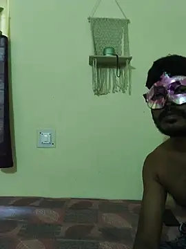 Snapshot of Sweet_Cpl_ chatting on July 18, 2026, 9:51 am Sweet Cpl online show from July 18, 2026, 9:51 am