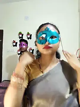 Sweet Cpl  online show from March 25, 2026, 2:44 am