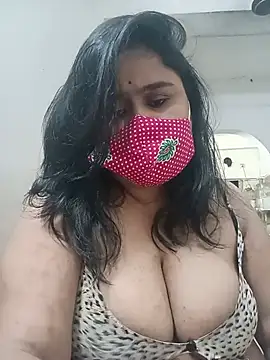 Snapshot of diyadey chatting on June 27, 2026, 6:47 pm diyadey online show from June 27, 2026, 6:47 pm