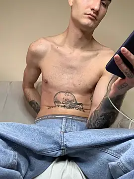 Snapshot of IamAlexei chatting on March 9, 2026, 9:13 am IamAlexei online show from March 9, 2026, 9:13 am