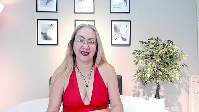 Victoria Firee online show from April 11, 2026, 1:04 pm