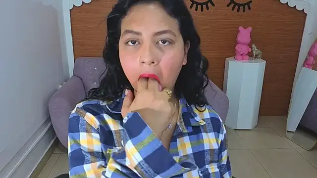 Snapshot of Kristen_black_T chatting on February 25, 2026, 9:25 pm Kristen black T online show from February 25, 2026, 9:25 pm