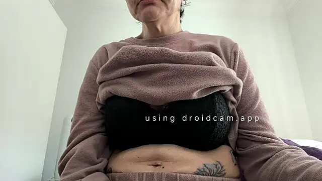 Snapshot of MinaMask chatting on March 10, 2026, 1:48 pm MinaMask online show from March 10, 2026, 1:48 pm