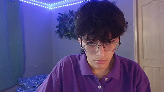 noah millerx online show from March 18, 2026, 5:54 am