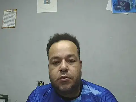 Snapshot of UrsoBissexualPauGrosso chatting on March 30, 2026, 3:52 am UrsoBissexualPauGrosso online show from March 30, 2026, 3:52 am