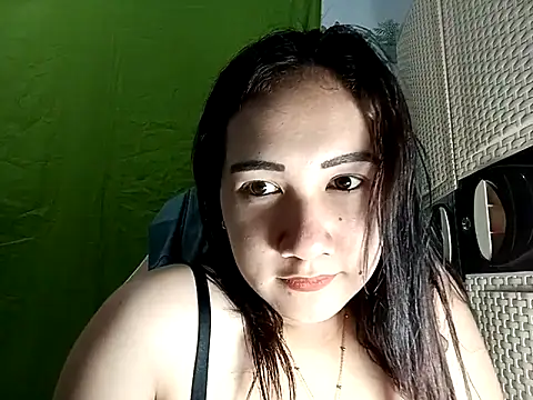 missrica13 online show from March 10, 2026, 7:23 am