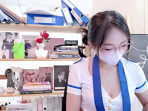 Snapshot of RG_Lenalyy chatting on May 15, 2026, 2:09 am RG Lenalyy online show from May 15, 2026, 2:09 am