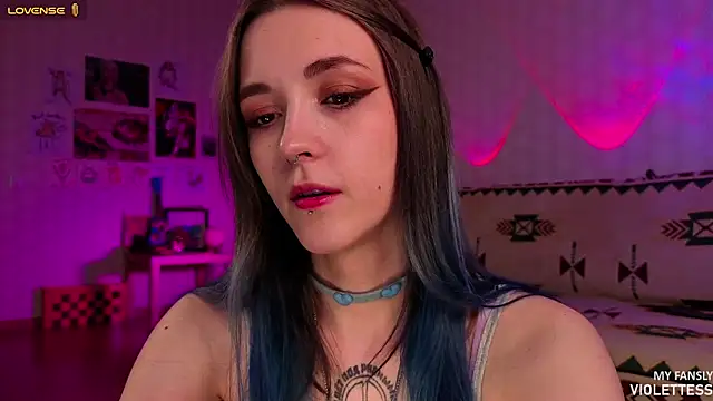 Snapshot of violettess chatting on May 5, 2026, 4:54 pm violettess online show from May 5, 2026, 4:54 pm