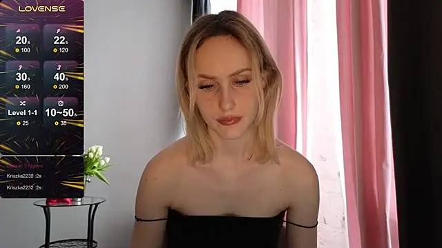 Snapshot of Bella_Villen chatting on March 9, 2026, 9:24 am Bella Villen online show from March 9, 2026, 9:24 am