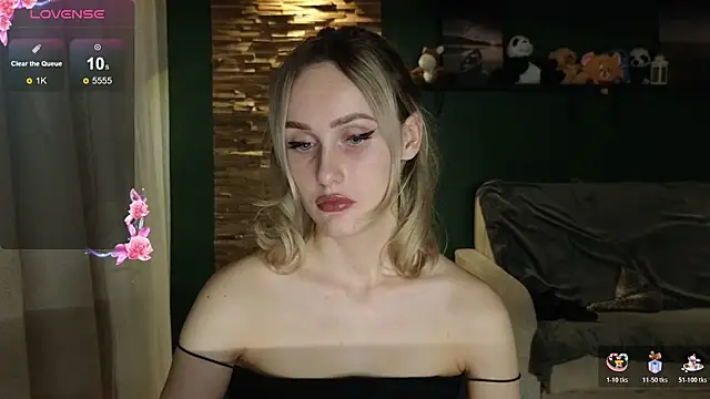 Snapshot of Bella_Villen chatting on March 19, 2026, 10:21 pm Bella Villen online show from March 19, 2026, 10:21 pm