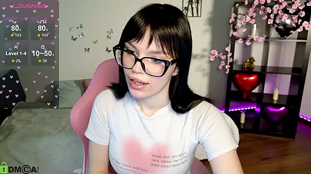 Snapshot of JanetCensley chatting on May 17, 2026, 9:42 am JanetCensley online show from May 17, 2026, 9:42 am