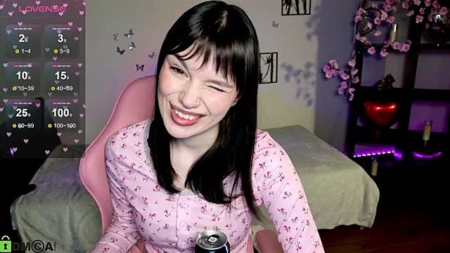 Snapshot of JanetCensley chatting on May 12, 2026, 9:26 am JanetCensley online show from May 12, 2026, 9:26 am