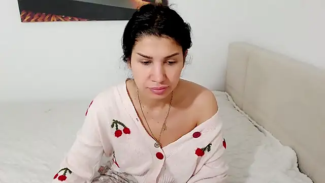 Snapshot of NickyHotXO chatting on April 17, 2026, 4:15 am NickyHotXO online show from April 17, 2026, 4:15 am