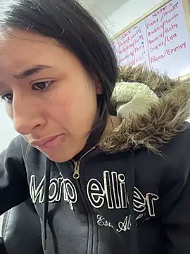 Snapshot of LilyRossi_ chatting on July 2, 2026, 12:44 pm LilyRossi online show from July 2, 2026, 12:44 pm