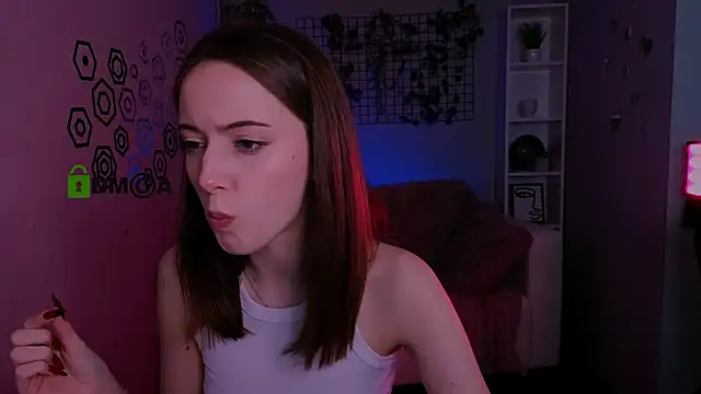 Snapshot of chloe_ley chatting on May 11, 2026, 7:11 pm chloe ley online show from May 11, 2026, 7:11 pm